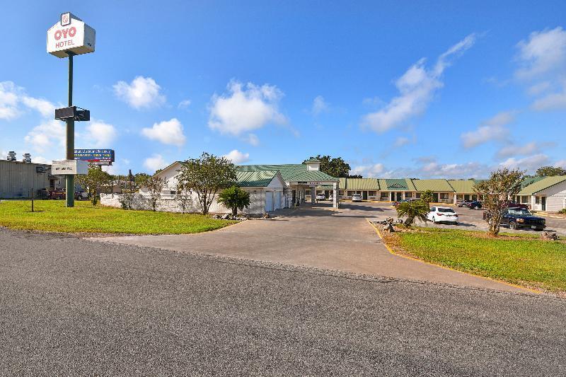 OYO Hotel Yoakum West Buitenkant foto