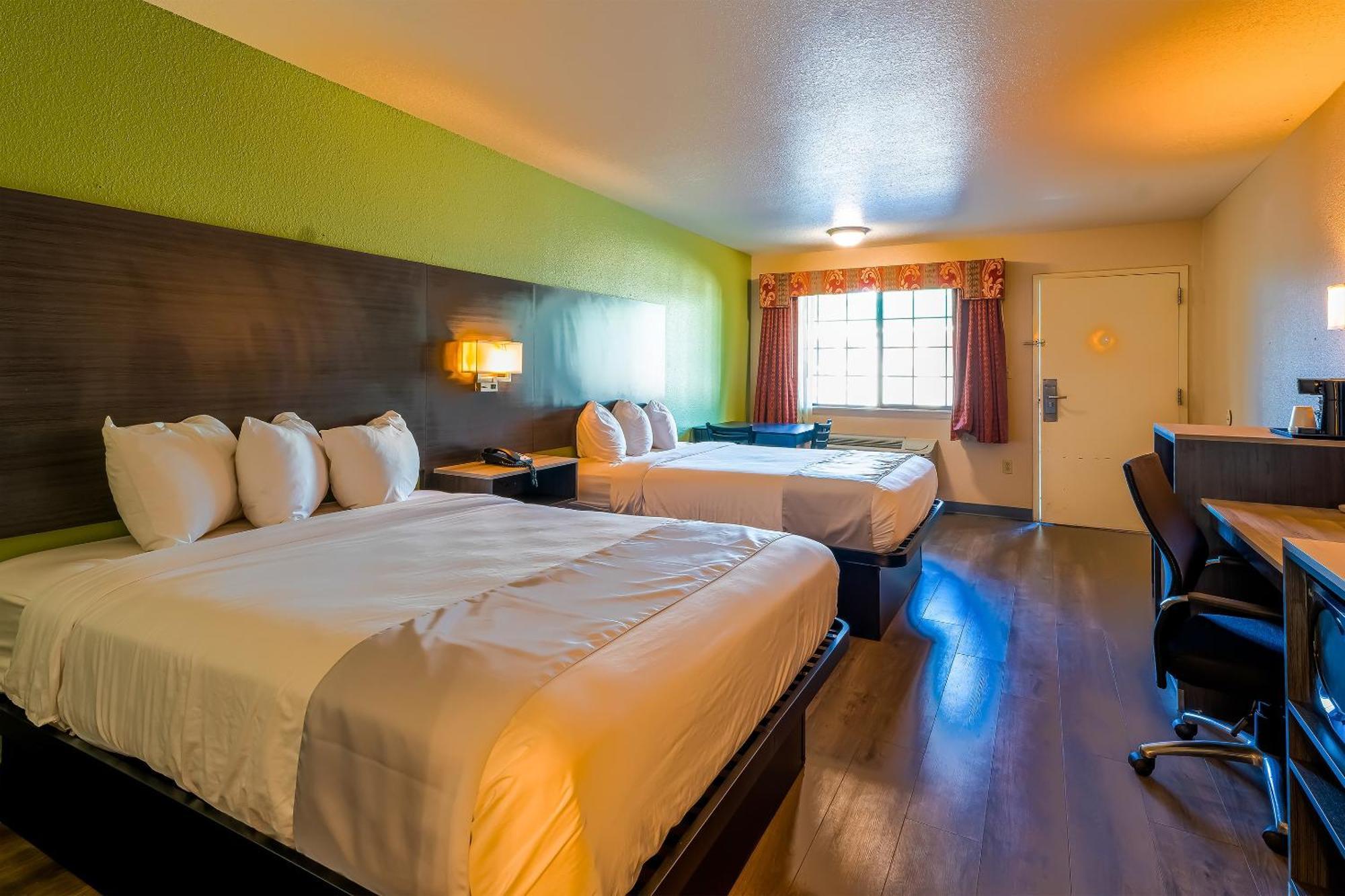 OYO Hotel Yoakum West Buitenkant foto