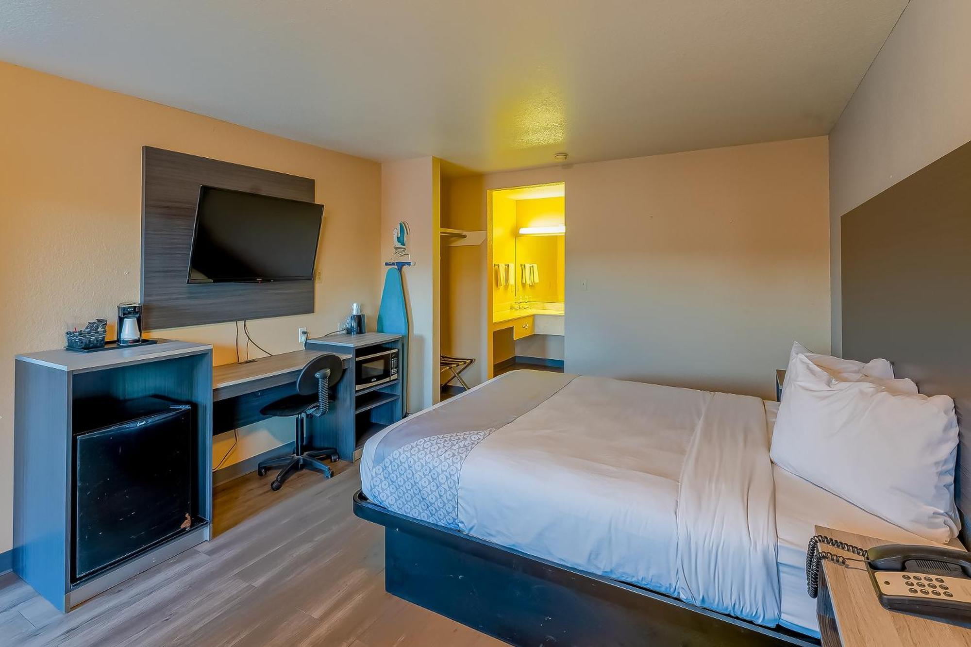 OYO Hotel Yoakum West Buitenkant foto